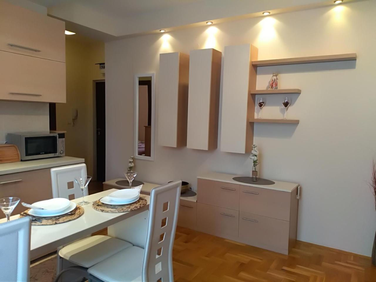 Apartman Nina Vojvode Stepe Vozdovac Voždivac 외부 사진